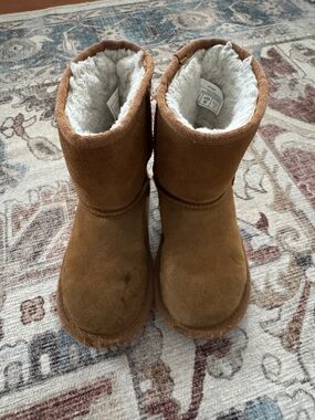 Koolaburra by Ugg Kids Chestnut Suede Plush-Lined Boots